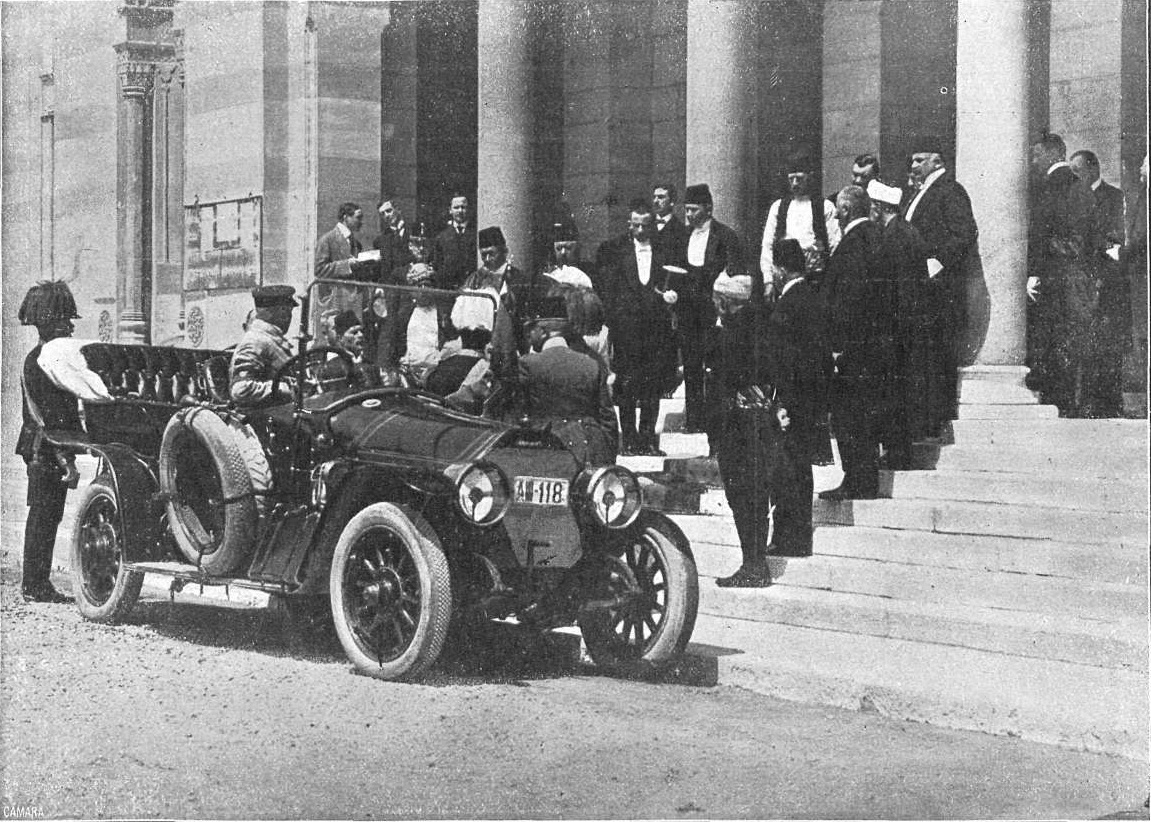 The moment when the Archduke of Austria arrives at the town hall after the first failed attack, where they are met by the mayor and the town council.